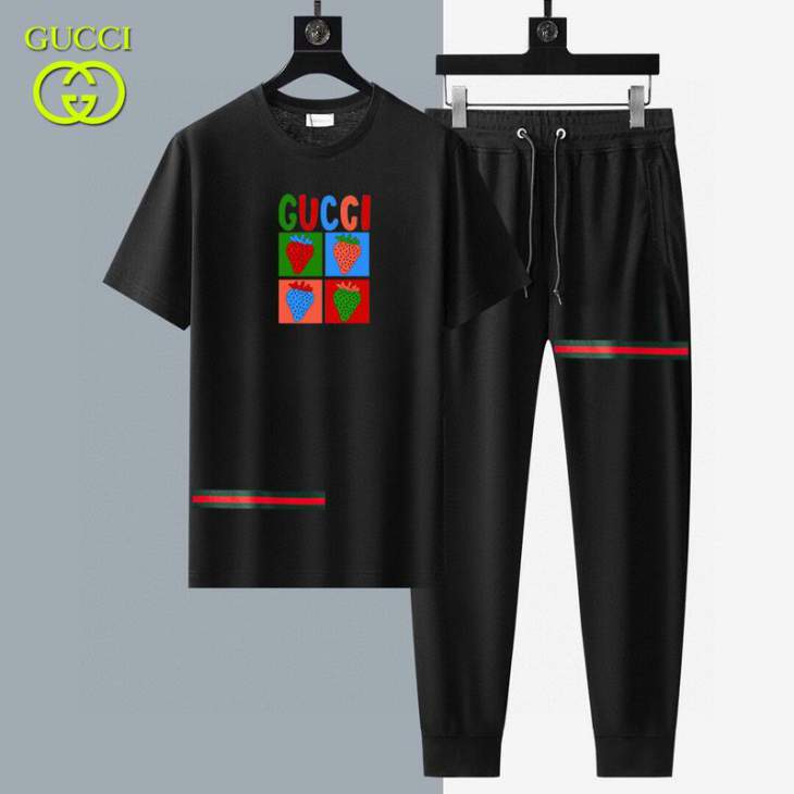 Picture of Gucci Shirt Pant Suits _SKUGucciM-5XL12yr26422104